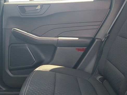 Used 2025 Ford Escape Active AWD/4WD image 16