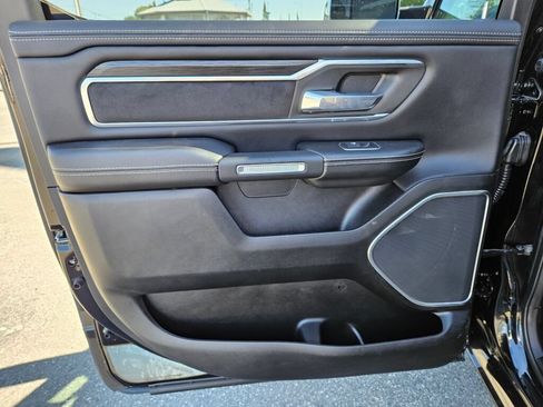 Used 2023 RAM 1500 Laramie AWD/4WD image 17