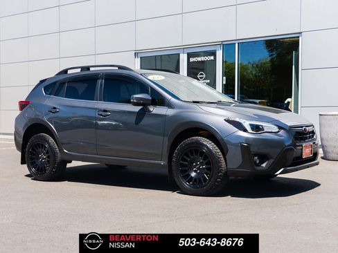 Used 2021 Subaru Crosstrek 2.5i Limited w/ Moonroof Package 2 AWD/4WD image 1