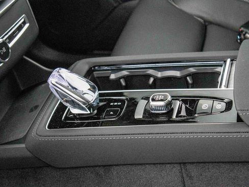 New 2026 Volvo XC90 B6 Ultra w/ Lounge Package image 29