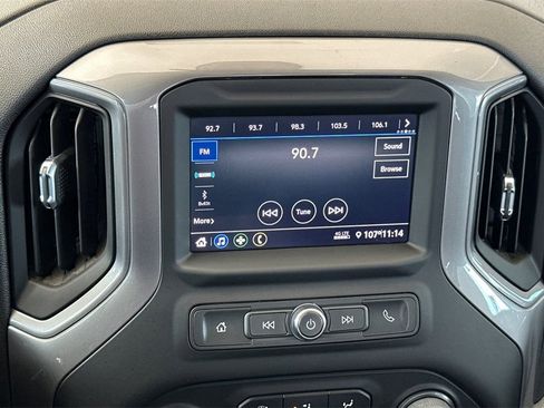 Used 2022 Chevrolet Silverado 1500 Custom w/ Safety Confidence Package image 20