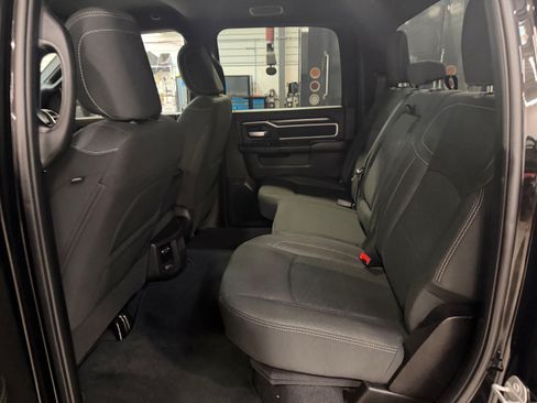 Used 2025 RAM 2500 Big Horn AWD/4WD image 40