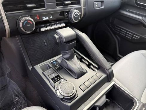 New 2026 Toyota Tacoma SR5 AWD/4WD image 18