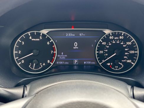 Used 2025 Nissan Altima 2.5 SV FWD image 35