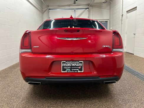 Used 2015 Chrysler 300 S AWD/4WD image 3