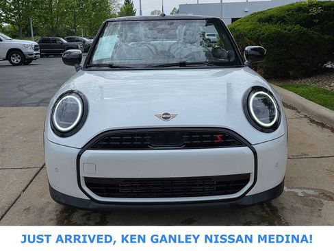 Used 2025 MINI Cooper S FWD image 8