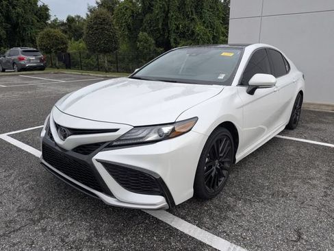 Certified 2022 Toyota Camry XSE FWD image 2