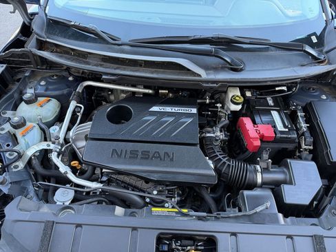 Used 2023 Nissan Rogue SV image 33