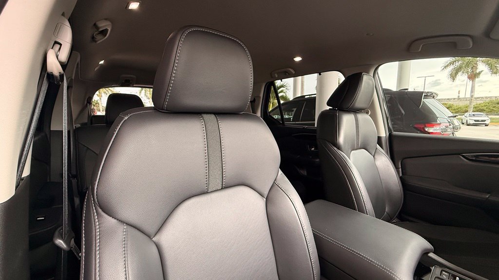 Used 2024 Honda Pilot EX-L image 10