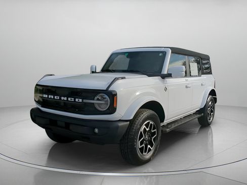 Certified 2023 Ford Bronco Outer Banks image 11