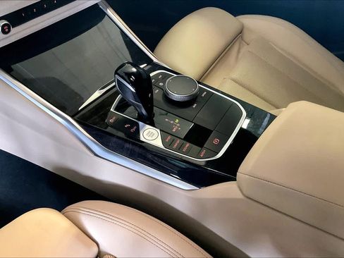 Certified 2022 BMW 330i Sedan w/ Convenience Package RWD image 15