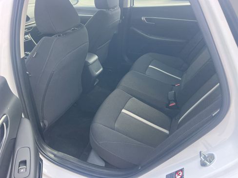 Used 2023 Hyundai Sonata SEL w/ Cargo Package image 19