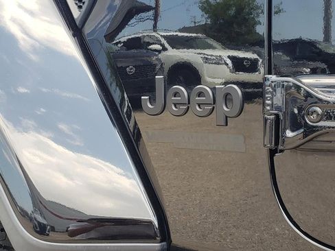 Used 2019 Jeep Wrangler Unlimited Rubicon image 18