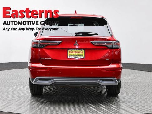 Used 2025 Mitsubishi Outlander SE AWD/4WD image 6