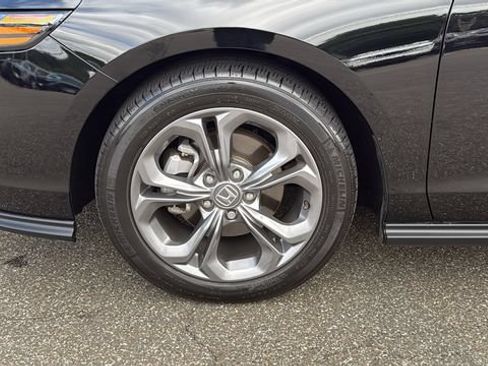 Used 2023 Honda Accord EX image 8