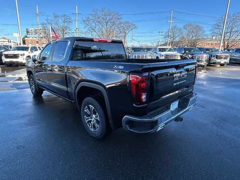 New 2026 GMC Sierra 1500 SLE image 5
