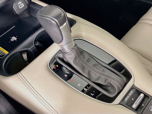 Used 2023 Honda HR-V EX-L image 17