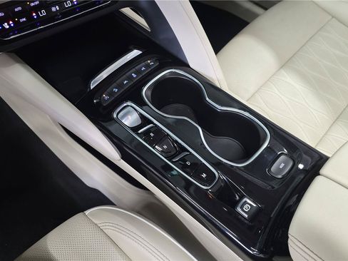 Used 2023 Buick Envision Avenir AWD/4WD image 24