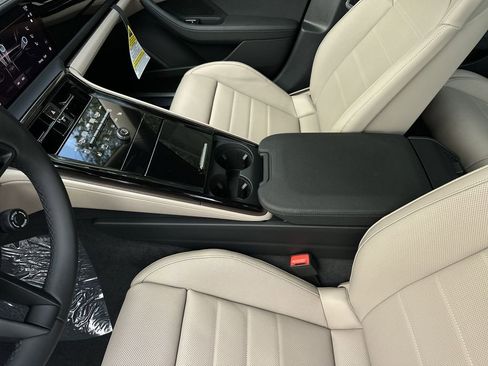 New 2026 Porsche Panamera 4 image 25