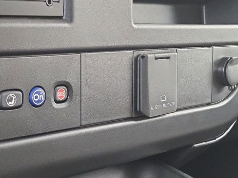 Used 2025 Chevrolet Express 2500 w/ Driver Convenience Package image 29