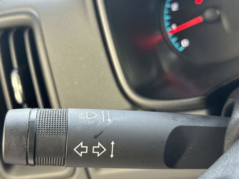 Used 2022 Chevrolet Colorado LT w/ LT Convenience Package image 25