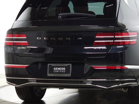 Used 2025 Genesis GV80 3.5T Prestige AWD/4WD image 12