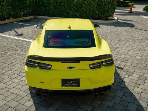 Used 2019 Chevrolet Camaro SS image 23