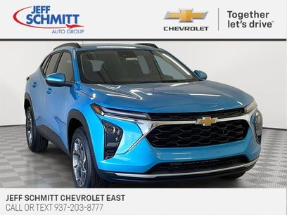 New 2025 Chevrolet Trax LT w/ Driver Confidence Package