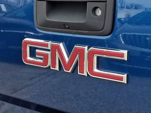 Used 2018 GMC Sierra 1500 SLE w/ SLE Value Package image 33