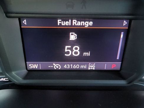 Used 2019 GMC Sierra 1500 SLT image 28