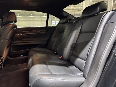 Used 2015 BMW 740Li image 35
