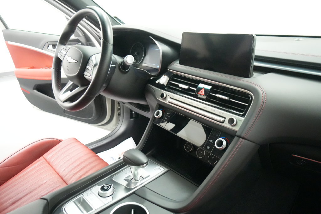 Used 2025 Genesis G70 2.5T w/ Sport Prestige Package AWD/4WD image 31
