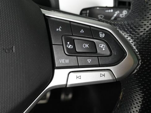 Certified 2022 Volkswagen Atlas Cross Sport SEL Premium R-Line image 25