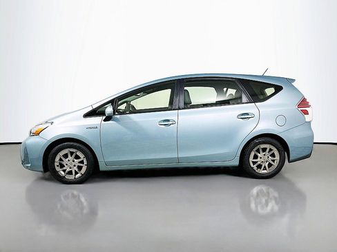 Used 2015 Toyota Prius V Four image 4