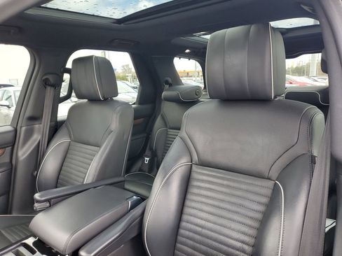 Used 2020 Land Rover Discovery HSE Luxury AWD/4WD image 12