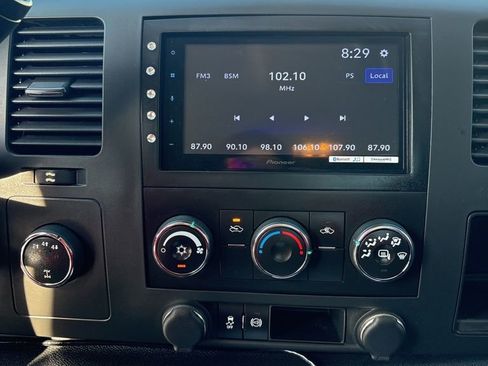 Used 2014 GMC Sierra 2500 SLE w/ Suspension Package, Off-Road image 30