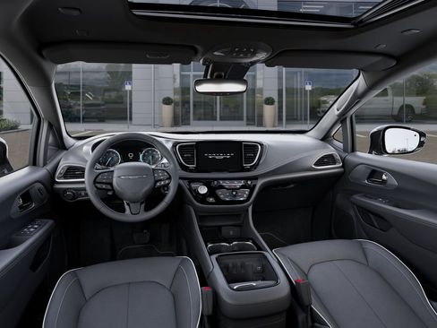 New 2027 Chrysler Pacifica Limited w/ S Appearance Package FWD image 14
