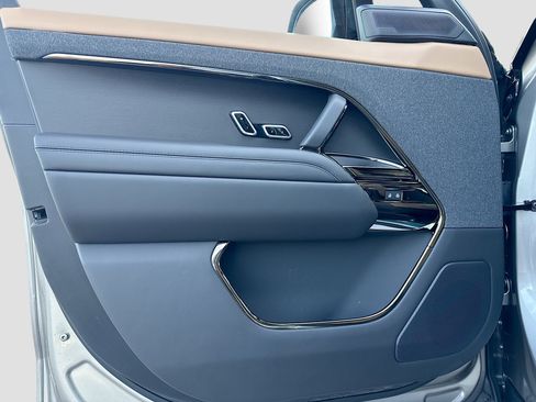 New 2026 Land Rover Range Rover Sport Autobiography image 22