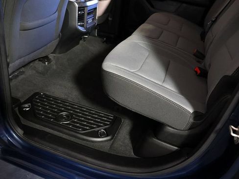 Used 2023 RAM 1500 Big Horn AWD/4WD image 31