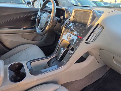 Used 2013 Chevrolet Volt Premium w/ Premium Trim Package FWD image 17