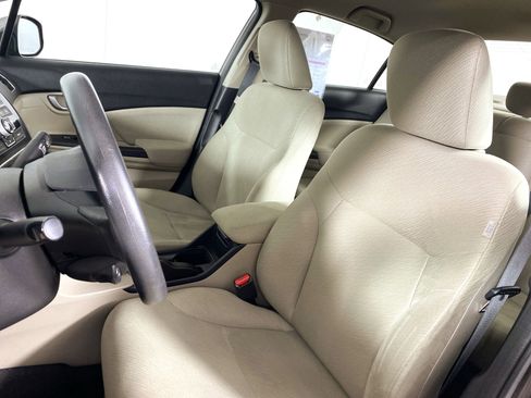 Used 2013 Honda Civic LX image 12