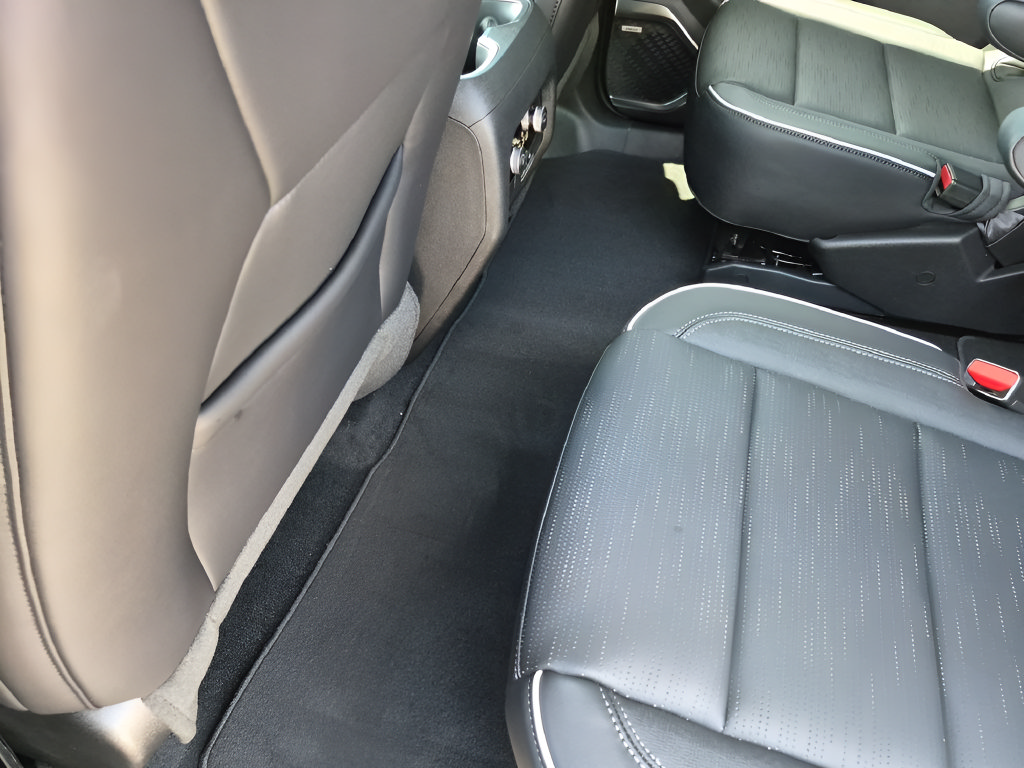 New 2026 Buick Enclave Sport Touring w/ Power Package FWD image 36