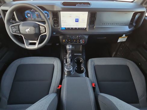 New 2025 Ford Bronco 2-Door image 9