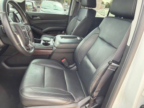 Used 2016 GMC Yukon SLT w/ Open Road Package AWD/4WD image 8