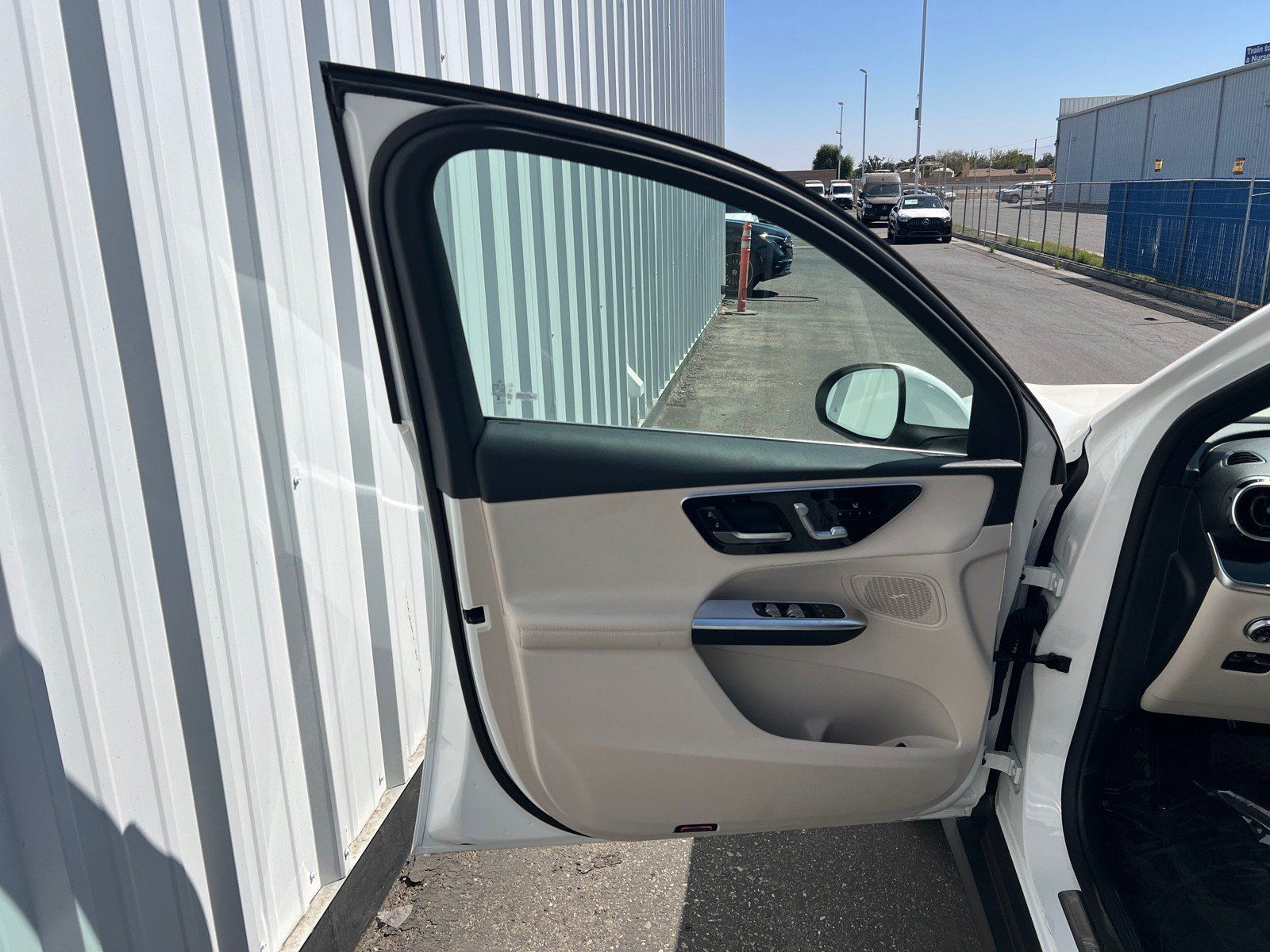 Used 2026 Mercedes-Benz GLC 300 image 13