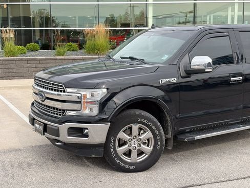 Used 2018 Ford F150 Lariat w/ Equipment Group 502A Luxury AWD/4WD image 2