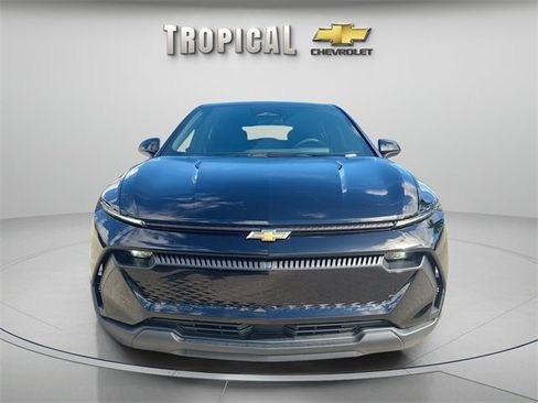 New 2026 Chevrolet Equinox EV LT image 8