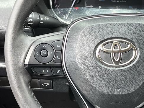Used 2024 Toyota RAV4 XLE Premium FWD image 12
