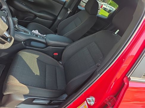 Used 2024 Honda HR-V Sport image 10