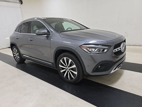 Used 2023 Mercedes-Benz GLA 250 w/ Premium Package image 4